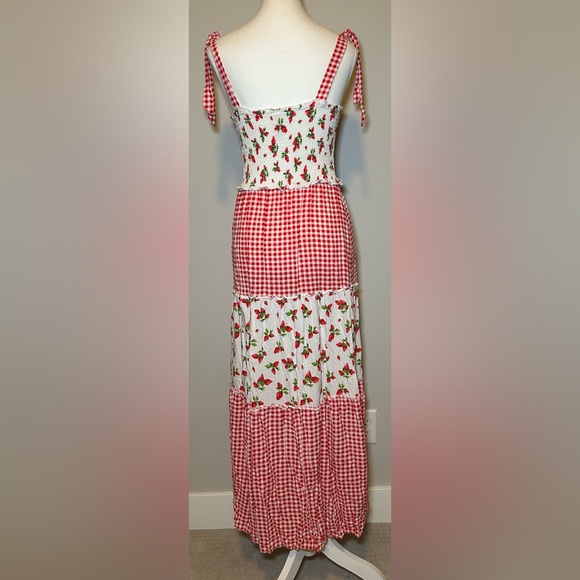 bebop Strawberry Gingham Maxi Dress Cottagecore Smocked Picnic Summer Flowy S - Picture 3 of 10
